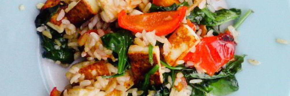 Адыгейский сыр жаренный с овощами