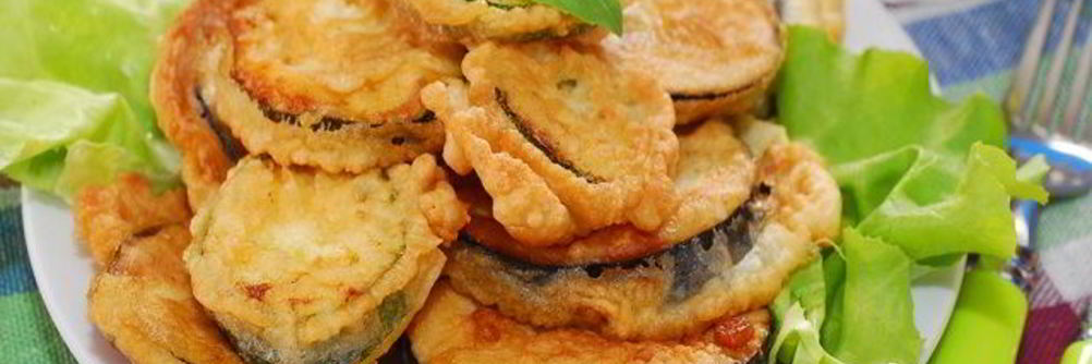 Баклажаны с фаршем в кляре