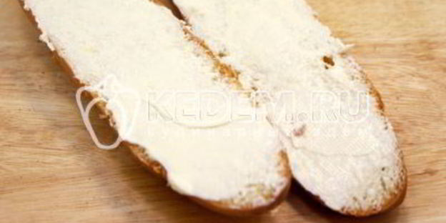 бутерброд с овощами и омлетом