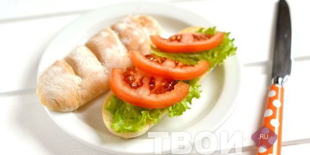 бутерброд с сыром и помидором