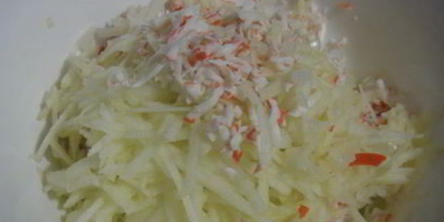 бутербродная намазка из крабовых палочек и яблока