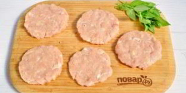 бутерброды с базиликом