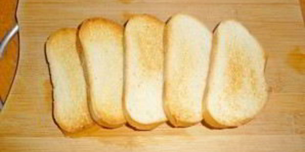 бутерброды с икрой мойвы