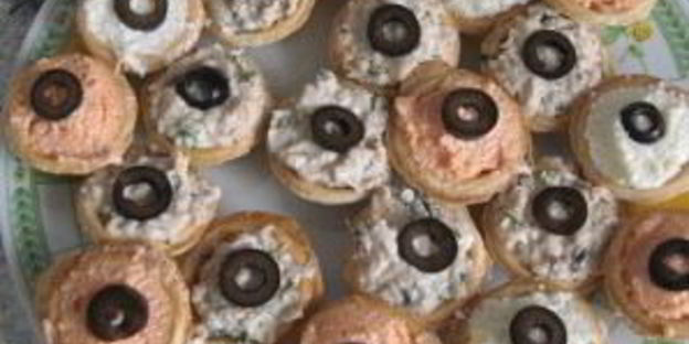 бутерброды с икрой мойвы