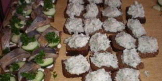 бутерброды с салом