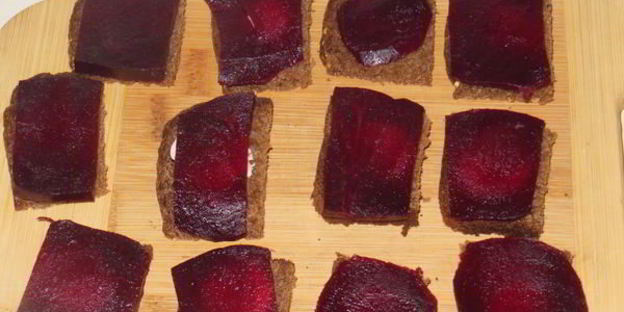 бутерброды со скумбрией быстрого домашнего посола