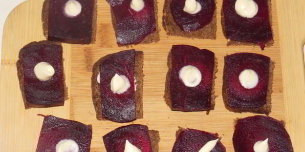 бутерброды со скумбрией быстрого домашнего посола