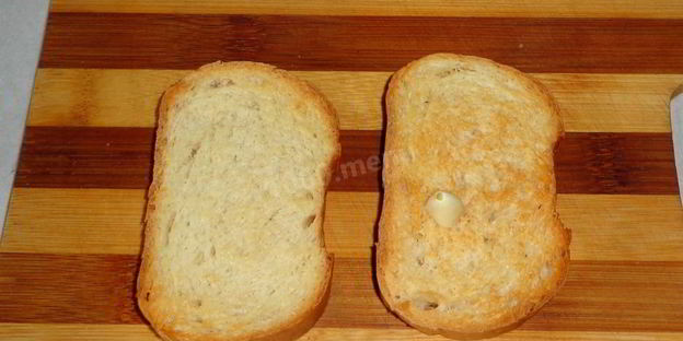 бутерброды в духовке с помидорами