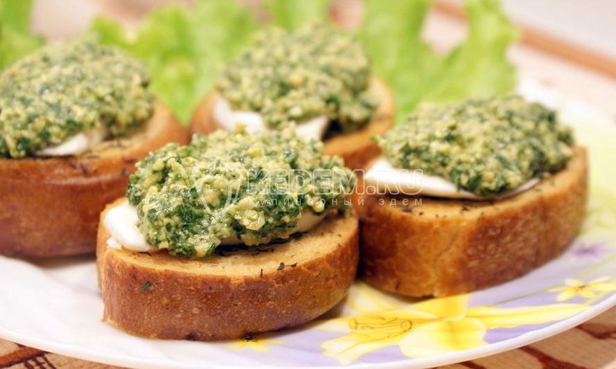 Рецепт горячих бутербродов с кешью