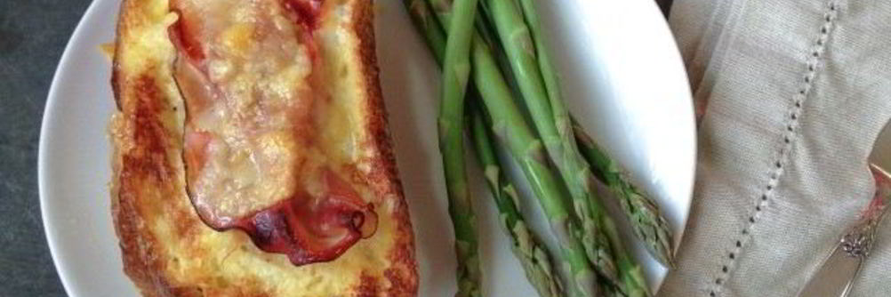 Горячие бутерброды с ветчиной и сыром