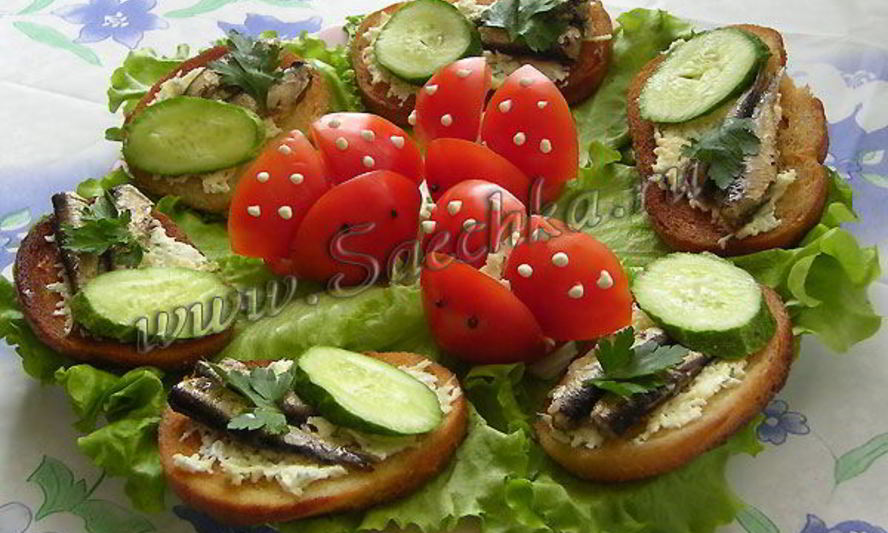 Рецепт горячих бутербродов со шпротами