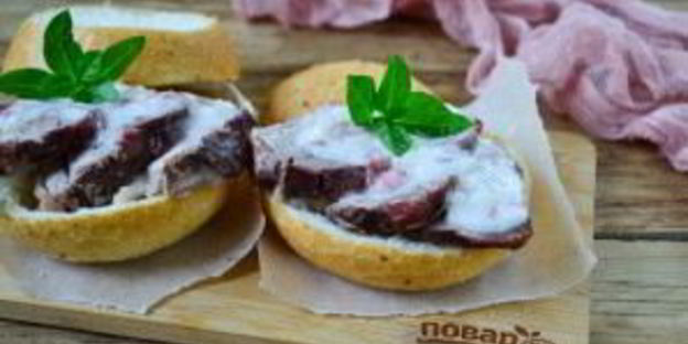 горячий бутерброд со свининой