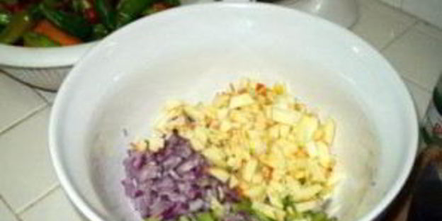 изысканный бутерброд с тунцом