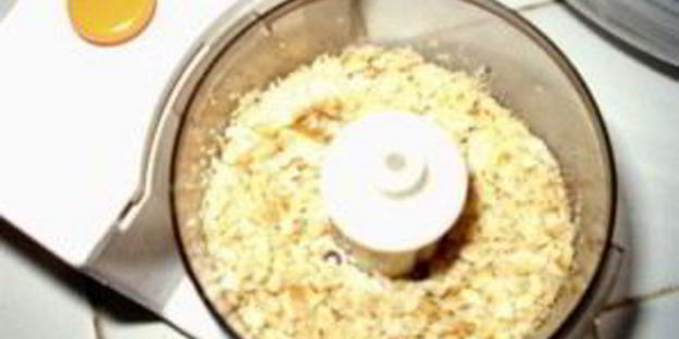 изысканный бутерброд с тунцом