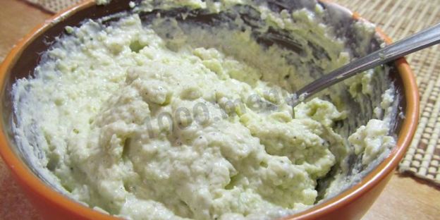 паста из авокадо для бутербродов