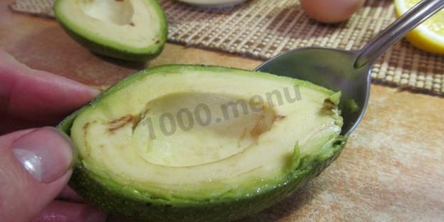 паста из авокадо для бутербродов