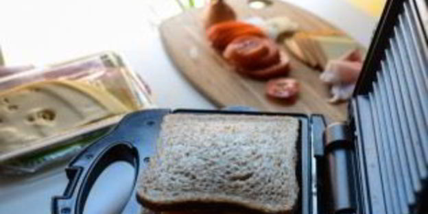 тосты в бутерброднице