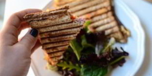 тосты в бутерброднице