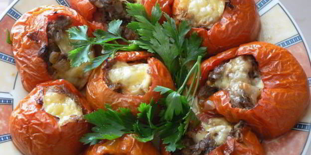 фаршированные помидоры