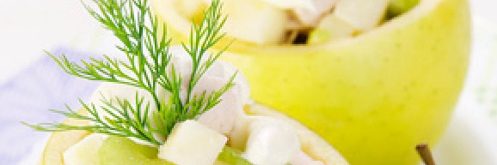 Фаршированные яблоки с начинкой из курицы, яблок и сельдерея