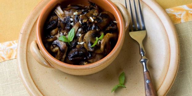 горячая закуска с грибами