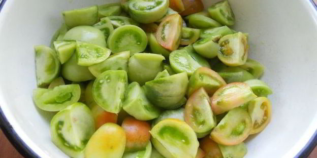 овощная икра с зелеными помидорами в мультиварке