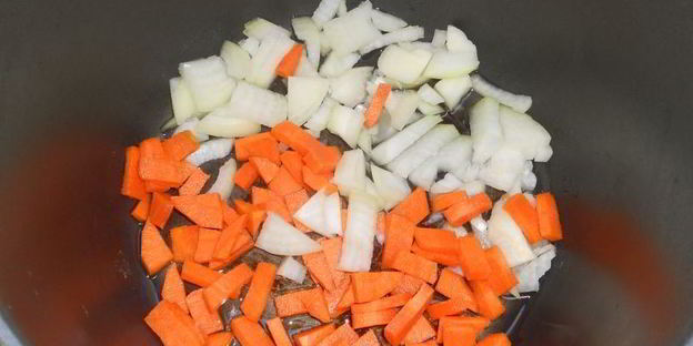 овощная икра с зелеными помидорами в мультиварке