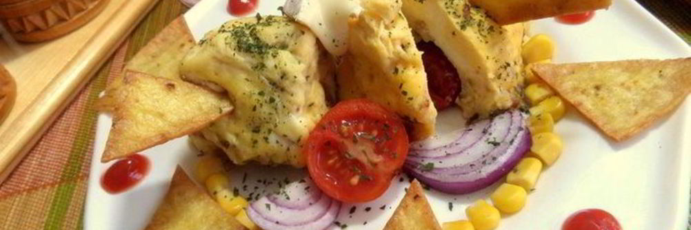 Быстрый омлет из микроволновки с чипсами