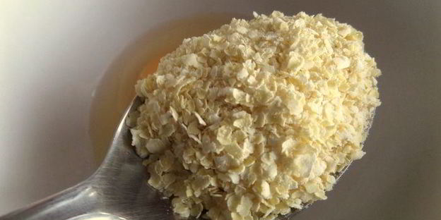 быстрый омлет из микроволновки с чипсами