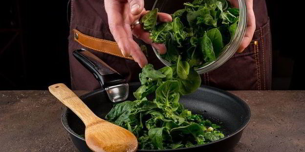 фриттата с кукурузой и шпинатом