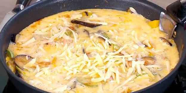 фриттата с овощами и сыром