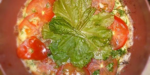 омлет с чесночными стрелками