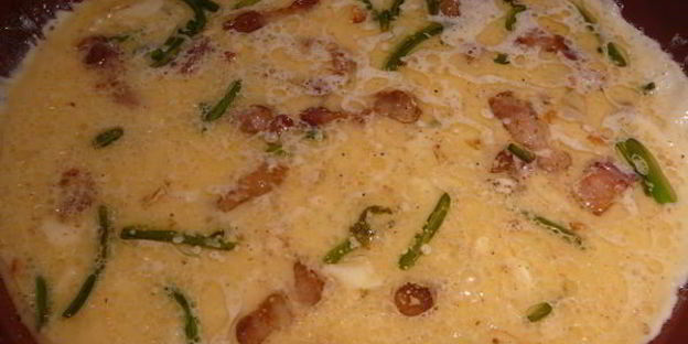 омлет с чесночными стрелками