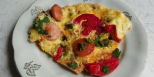 омлет с грибами и помидорами