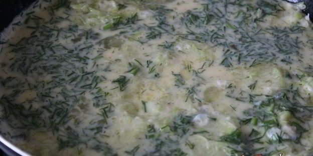 омлет с кабачком и зеленью