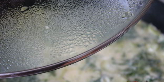 омлет с кабачком и зеленью