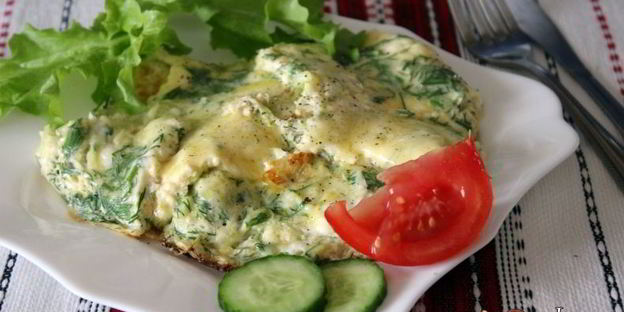 омлет с кабачком и зеленью