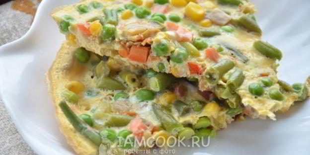 омлет с мексиканской овощной смесью