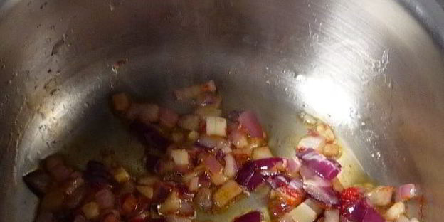 омлет с помидорами и моцареллой