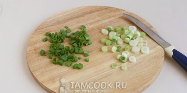 омлет с помидорами в мультиварке