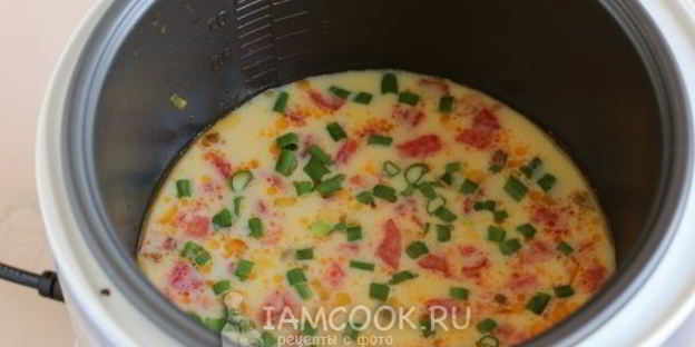 омлет с помидорами в мультиварке