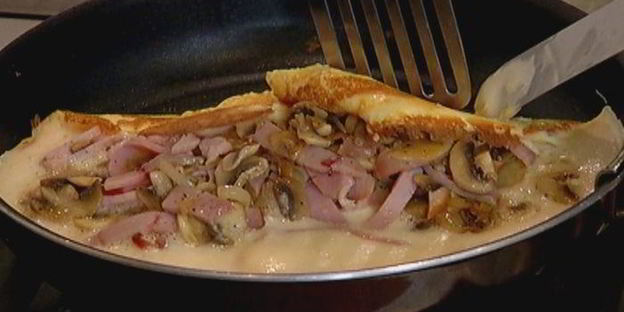 омлет с ветчиной и шампиньонами