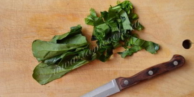 омлет со шпинатом и креветками