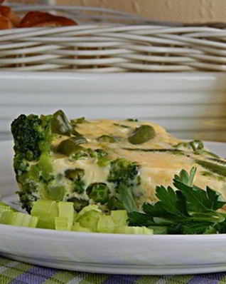 Омлет в мультиварке Скарлет