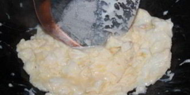 омлет в воке