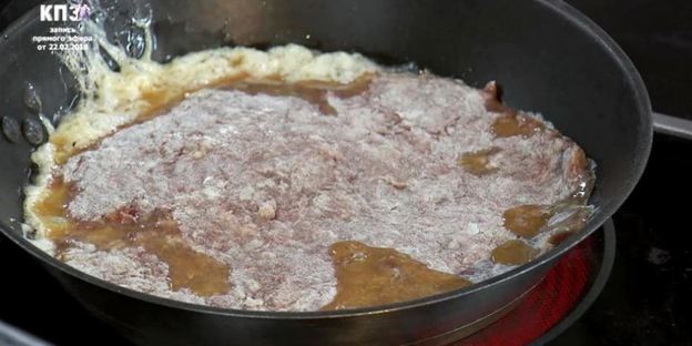 прыгающий омлетный рулет