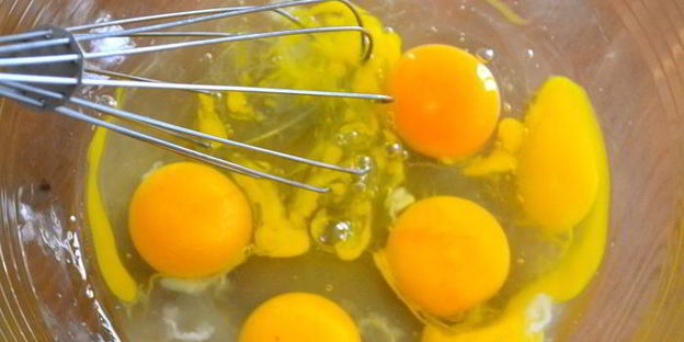 запеченная фриттата со шпинатом