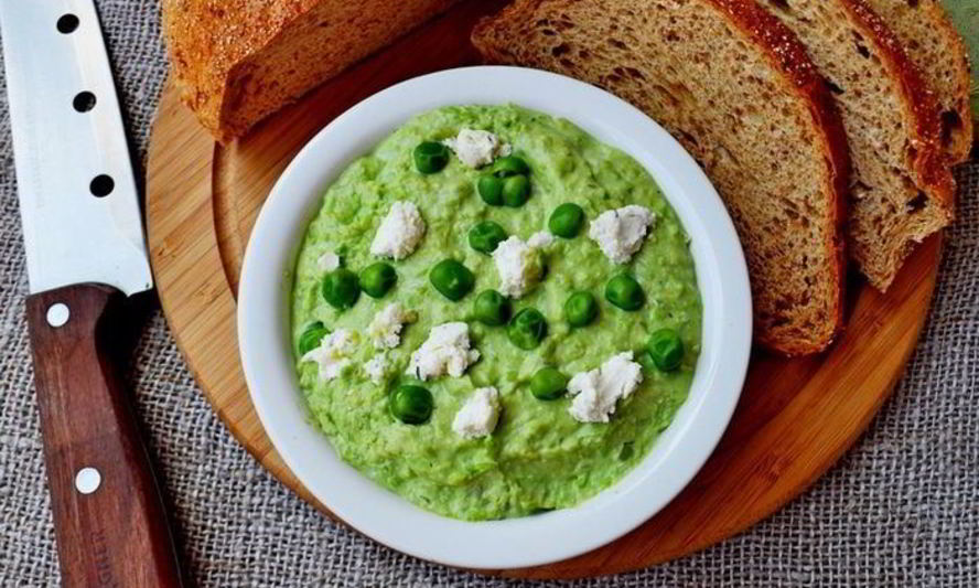 Рецепт нежного паштета из зеленого горошка