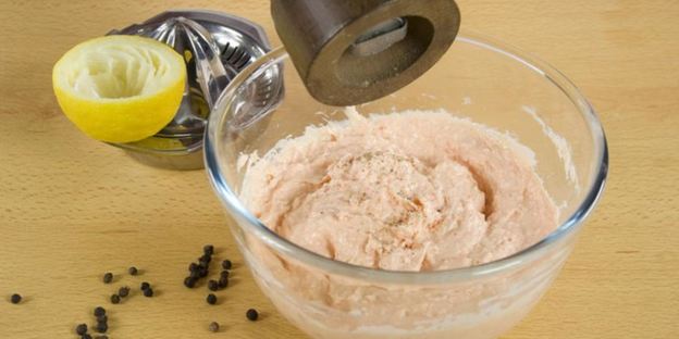 паштет из копченого лосося