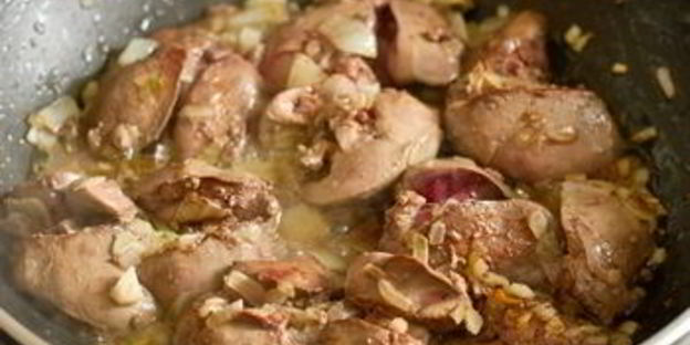 паштет из куриной печени с оливками и коньяком